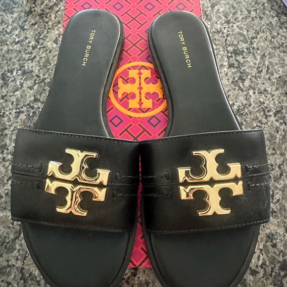 Tory Burch Shoes - Tory Burch sandals size 8